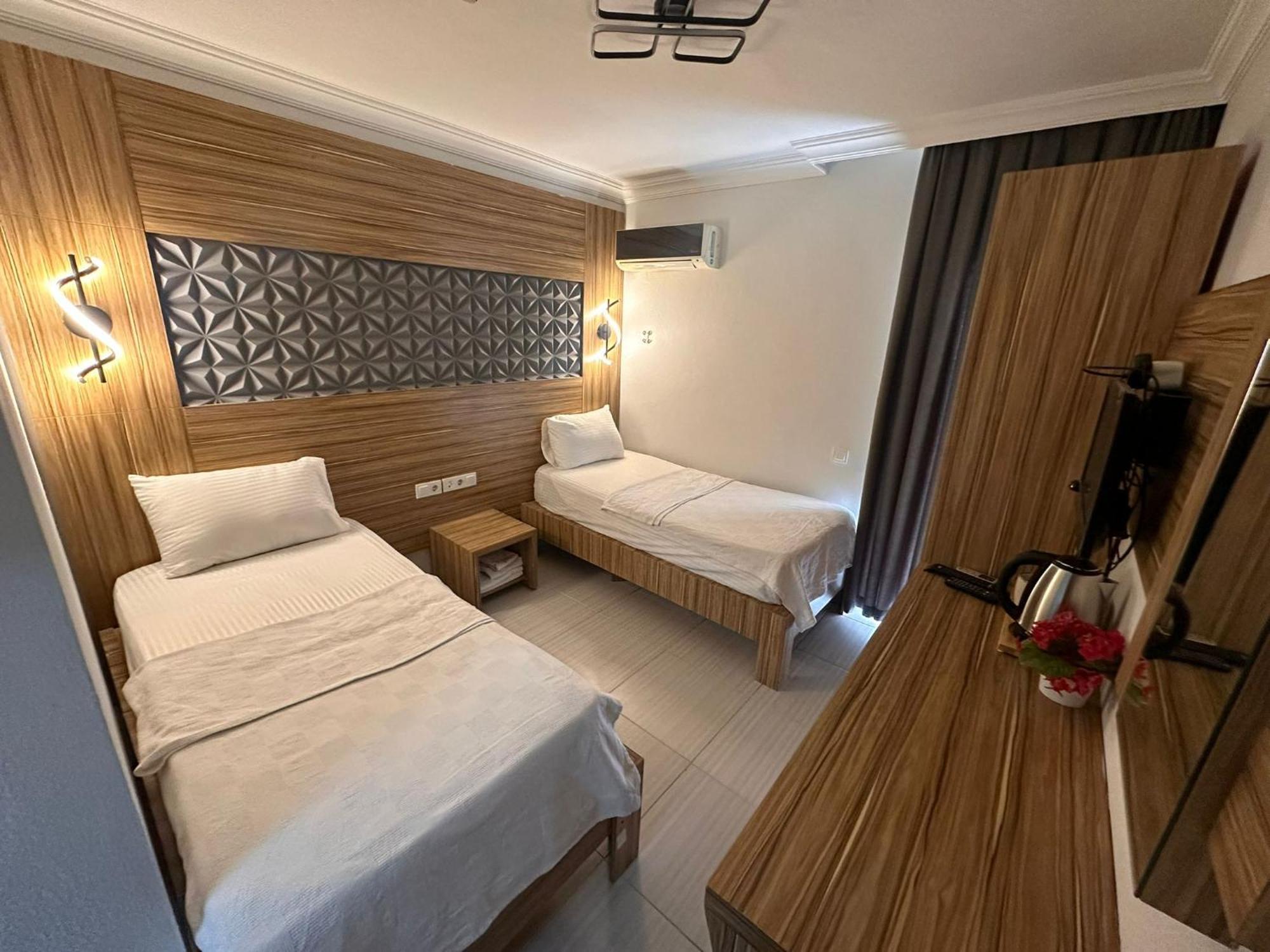 Royal Ezel Hotel Antalia Esterno foto