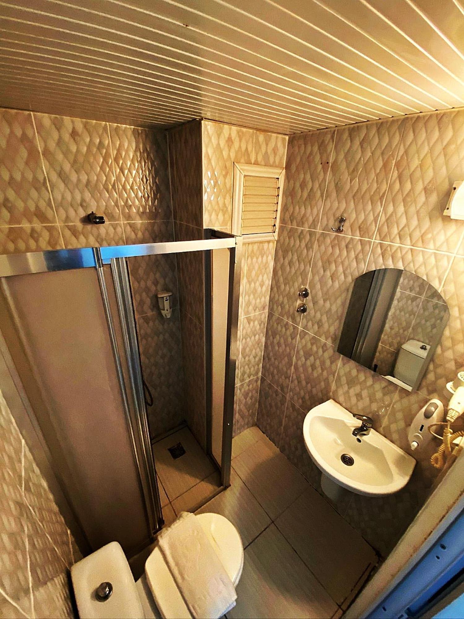 Royal Ezel Hotel Antalia Esterno foto